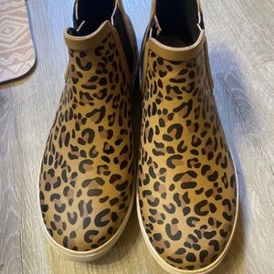 Joules cheetah Rain Booties sz 10